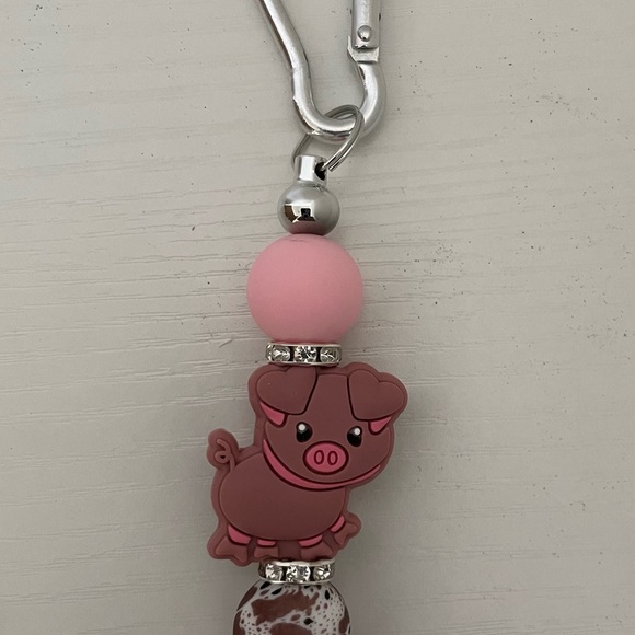 Handmade keychains from my DIY collection - Picture 2 of 7